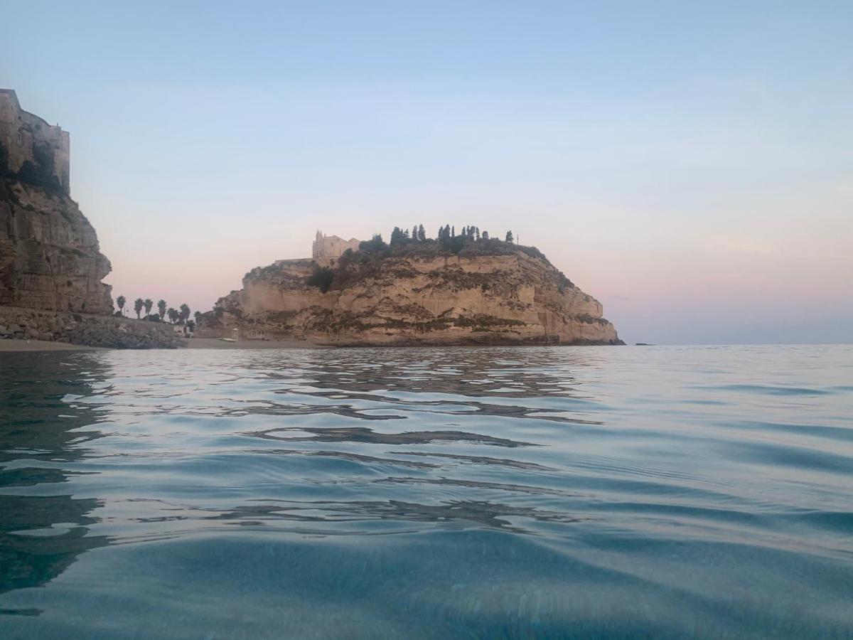 La Piazza Beb Panzió Tropea Kültér fotó