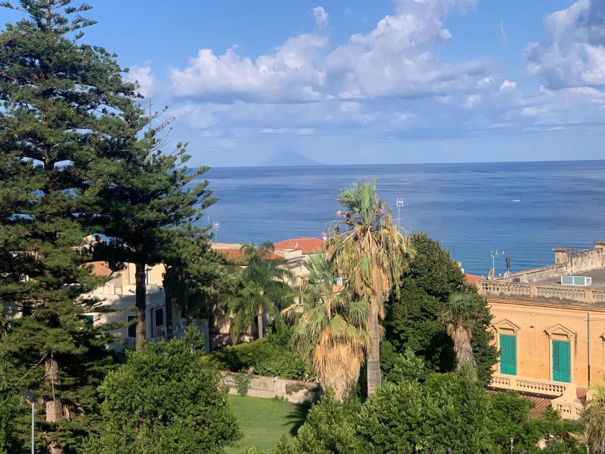 La Piazza Beb Panzió Tropea Kültér fotó